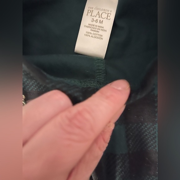 The Children’s Place | 2-piece Christmas PJ set | 3-6 mo - Picture 4 of 5